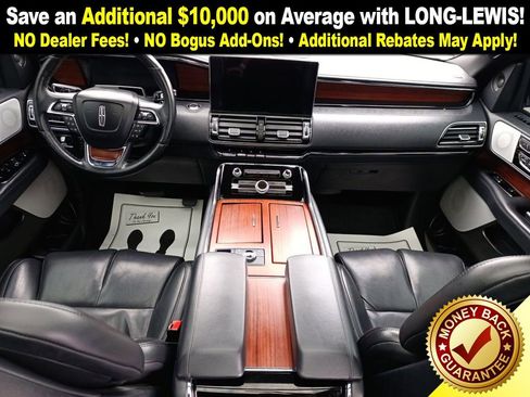 Used 2023 Lincoln Navigator Reserve image 17