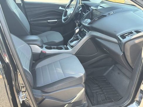 Used 2014 Ford Escape SE w/ Equipment Group 201A FWD image 13