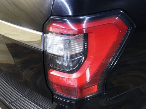 Used 2020 Ford Expedition King Ranch AWD/4WD image 19