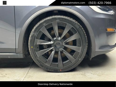 Used 2023 Tesla Model X image 37