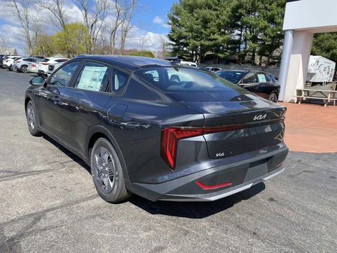 New 2026 Kia K4 FWD image 3