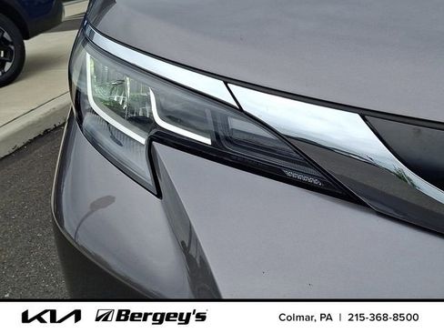 Used 2021 Toyota Sienna LE FWD image 10
