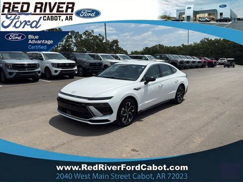 Used 2025 Hyundai Sonata SEL FWD image 1
