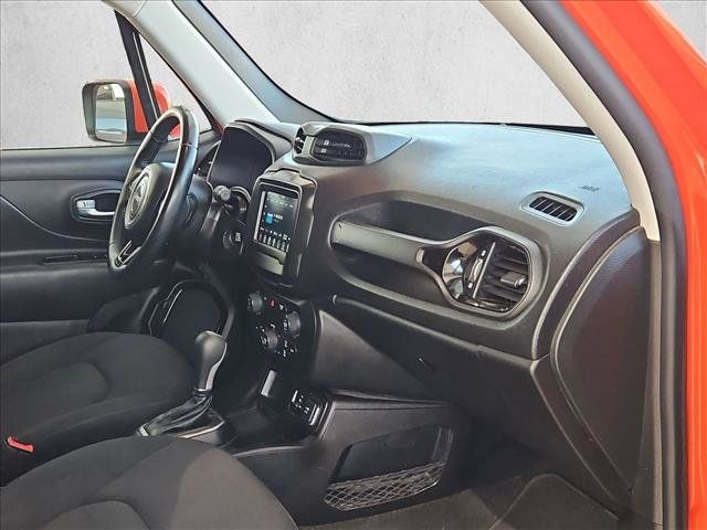 Used 2020 Jeep Renegade Altitude FWD image 18