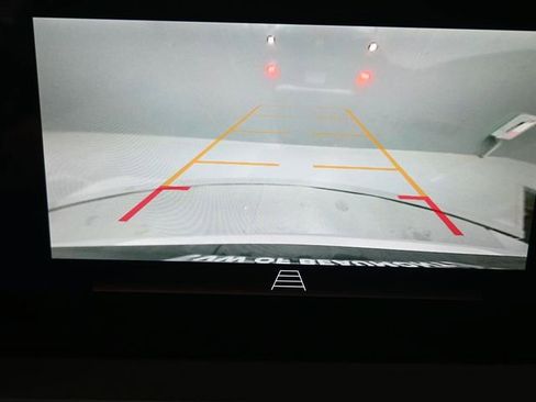 Used 2025 Buick Envista Preferred image 3