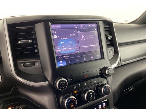 Used 2023 RAM 1500 Big Horn AWD/4WD image 29