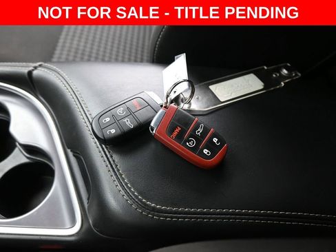 Used 2019 Dodge Challenger SRT Hellcat image 15