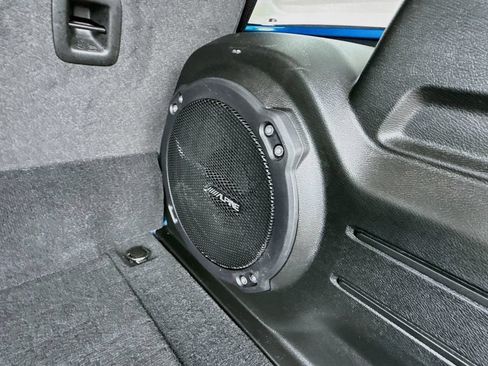 Used 2023 Jeep Wrangler Unlimited Rubicon 4xe w/ Cold Weather Group AWD/4WD image 31