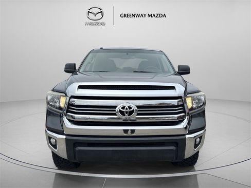 Used 2017 Toyota Tundra SR5 image 2