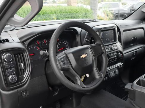 Used 2020 Chevrolet Silverado 2500 Custom w/ Custom Value Package AWD/4WD image 22