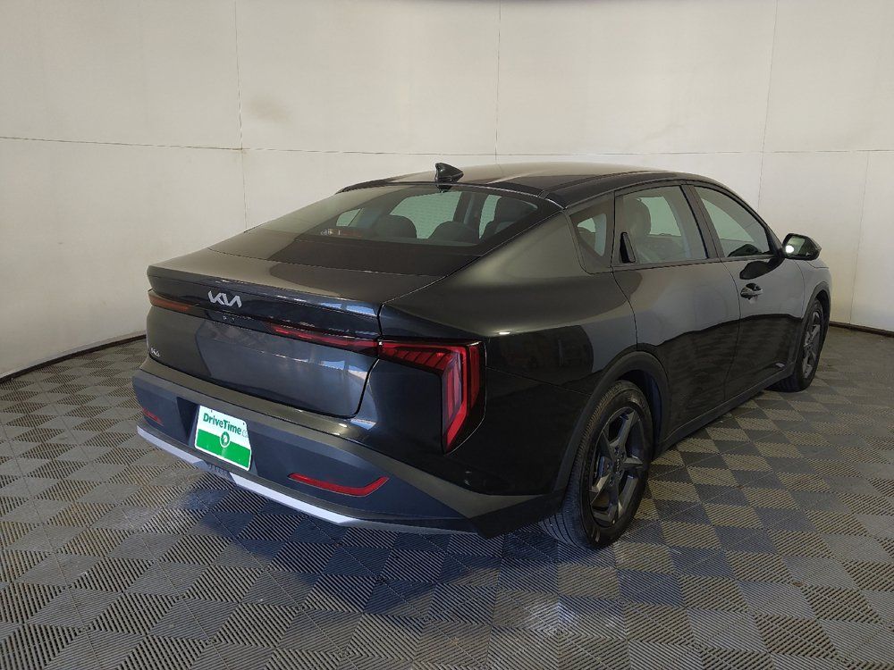 Used 2025 Kia K4 FWD image 9