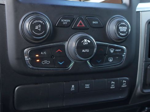 Used 2019 RAM 1500 Big Horn image 13