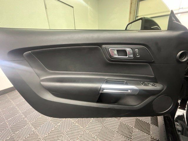 Used 2020 Ford Mustang GT RWD image 10