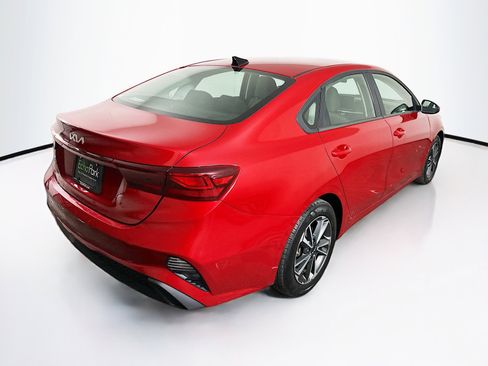 Used 2024 Kia Forte LXS image 9