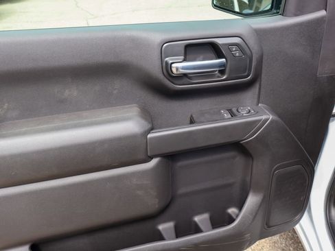 New 2026 GMC Sierra 1500 Pro image 9