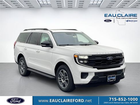New 2025 Ford Expedition Active image 1
