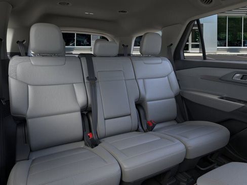 New 2026 Ford Explorer Active w/ Active Comfort Package image 11