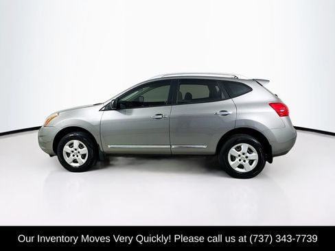 Used 2015 Nissan Rogue S w/ Convenience Package FWD image 4