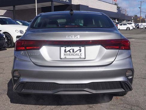 Used 2023 Kia Forte LXS w/ LXS Technology Package image 8