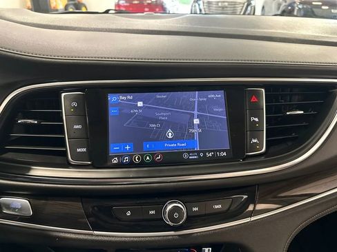 Used 2022 Buick Enclave Premium w/ Experience Buick Package image 22