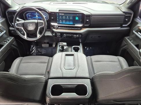 Used 2022 Chevrolet Silverado 1500 RST w/ Z71 Off-Road Package AWD/4WD image 17