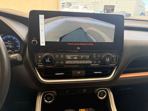 Used 2024 Toyota Grand Highlander Platinum image 43