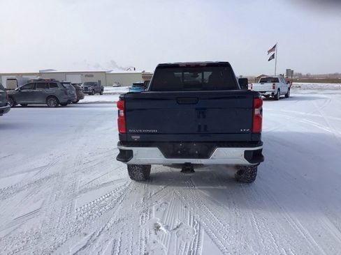 Used 2020 Chevrolet Silverado 2500 LTZ w/ LTZ Premium Package image 5