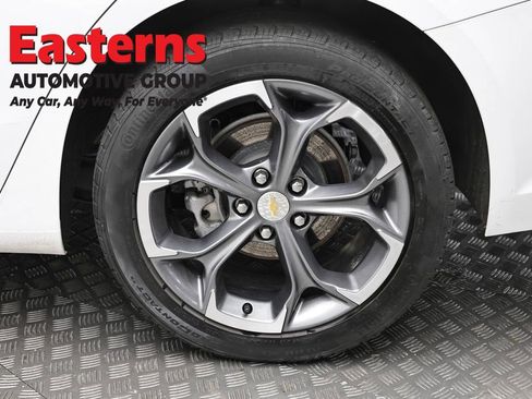 Used 2024 Chevrolet Malibu LT image 8