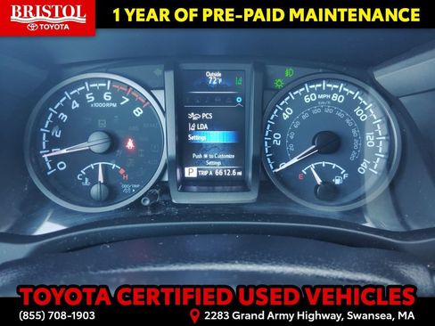 Used 2021 Toyota Tacoma TRD Sport w/ TRD Premium Sport Package AWD/4WD image 20