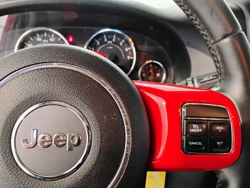 Used 2015 Jeep Wrangler Unlimited Sport w/ Connectivity Group AWD/4WD image 64