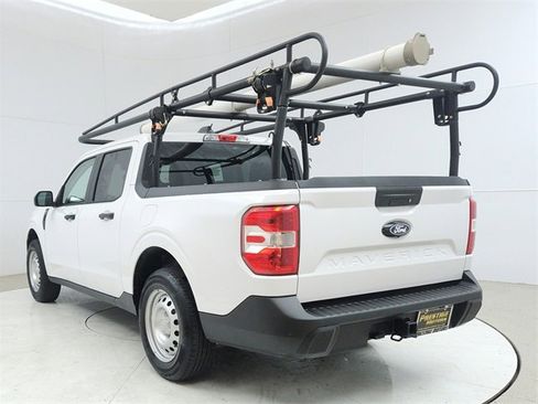 Used 2025 Ford Maverick XLT w/ Equipment Group 302A image 5