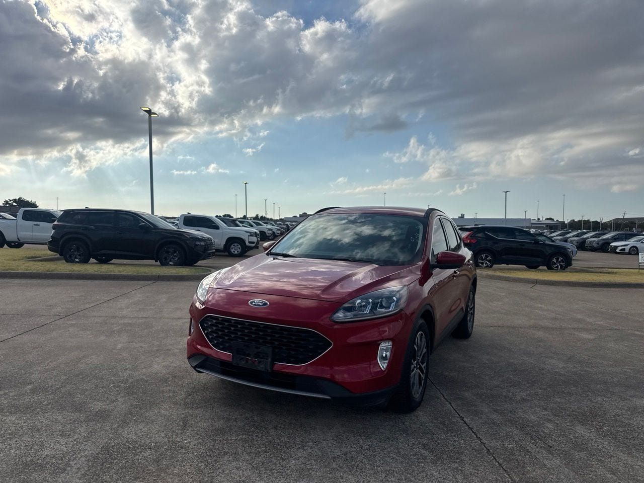 Used 2020 Ford Escape SEL FWD image 8