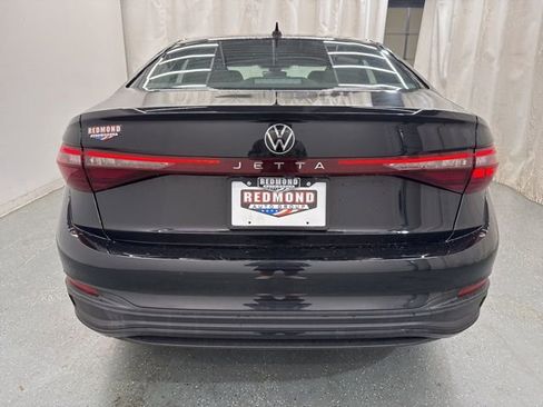 Used 2025 Volkswagen Jetta Sport FWD image 7