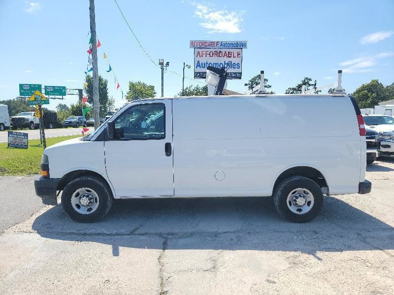 Used 2021 Chevrolet Express 2500 w/ Communications Package RWD image 4