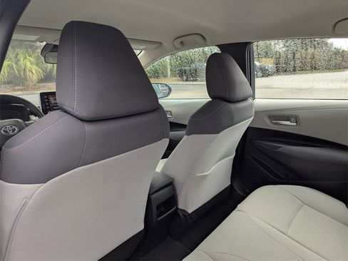 Certified 2021 Toyota Corolla LE image 22