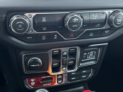 New 2026 Jeep Gladiator Rubicon w/ Steel Power Dome Hood Package image 19