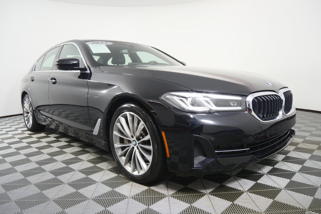 Certified 2023 BMW 530i xDrive w/ Convenience Package AWD/4WD image 2