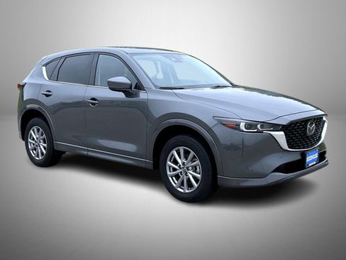 Used 2025 MAZDA CX-5 AWD 2.5 S w/ Preferred Package image 3