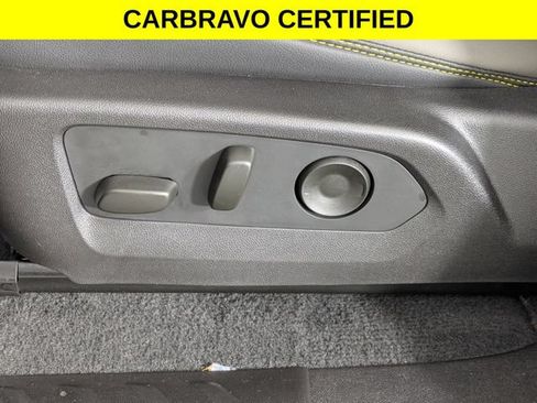 Certified 2026 Chevrolet Colorado ZR2 w/ Technology Package AWD/4WD image 13