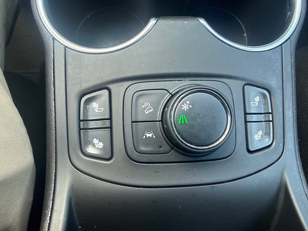 Used 2022 GMC Terrain SLE w/ Driver Convenience Package FWD image 25