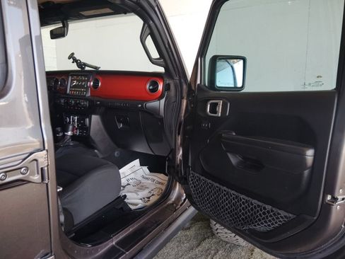 Used 2021 Jeep Wrangler Unlimited Rubicon AWD/4WD image 10