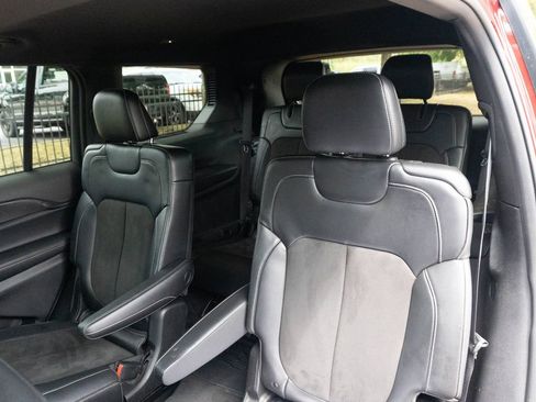 Used 2022 Jeep Grand Cherokee L Laredo RWD image 17