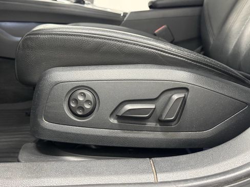 Used 2017 Audi A4 2.0T Premium w/ Audi MMI Navigation Plus image 23