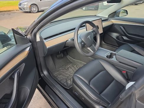 Used 2023 Tesla Model 3 Standard Range RWD image 14