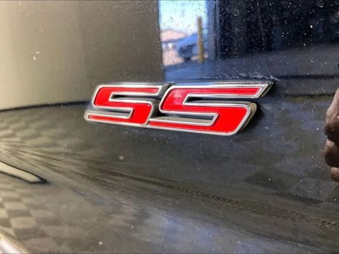 Used 2019 Chevrolet Camaro SS image 39