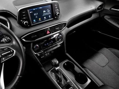 Used 2019 Hyundai Santa Fe SEL image 32