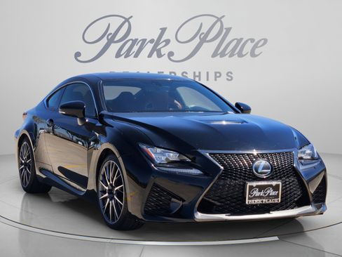 Used 2016 Lexus RC F w/ Premium Package RWD image 4
