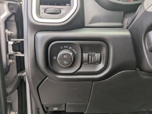 Used 2020 RAM 2500 Laramie image 16