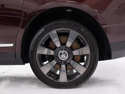 Certified 2023 Rolls-Royce Cullinan AWD/4WD image 51
