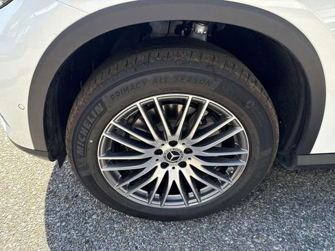 New 2026 Mercedes-Benz GLC 300 4MATIC image 3